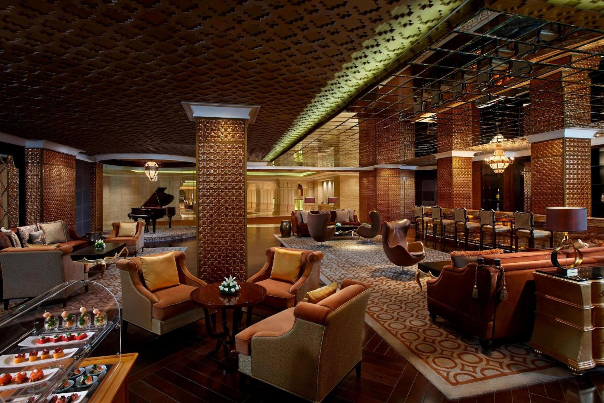 Itc Grand Chola, A Luxury Collection Hotel, Ченнаи Экстерьер фото The lobby lounge