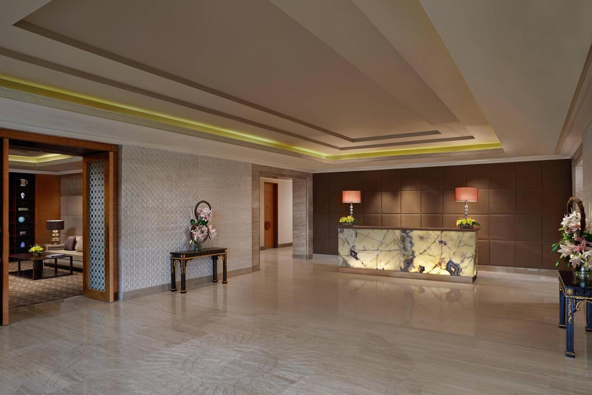 Itc Grand Chola, A Luxury Collection Hotel, Ченнаи Экстерьер фото The Westin Hyderabad Hiranandani Resort