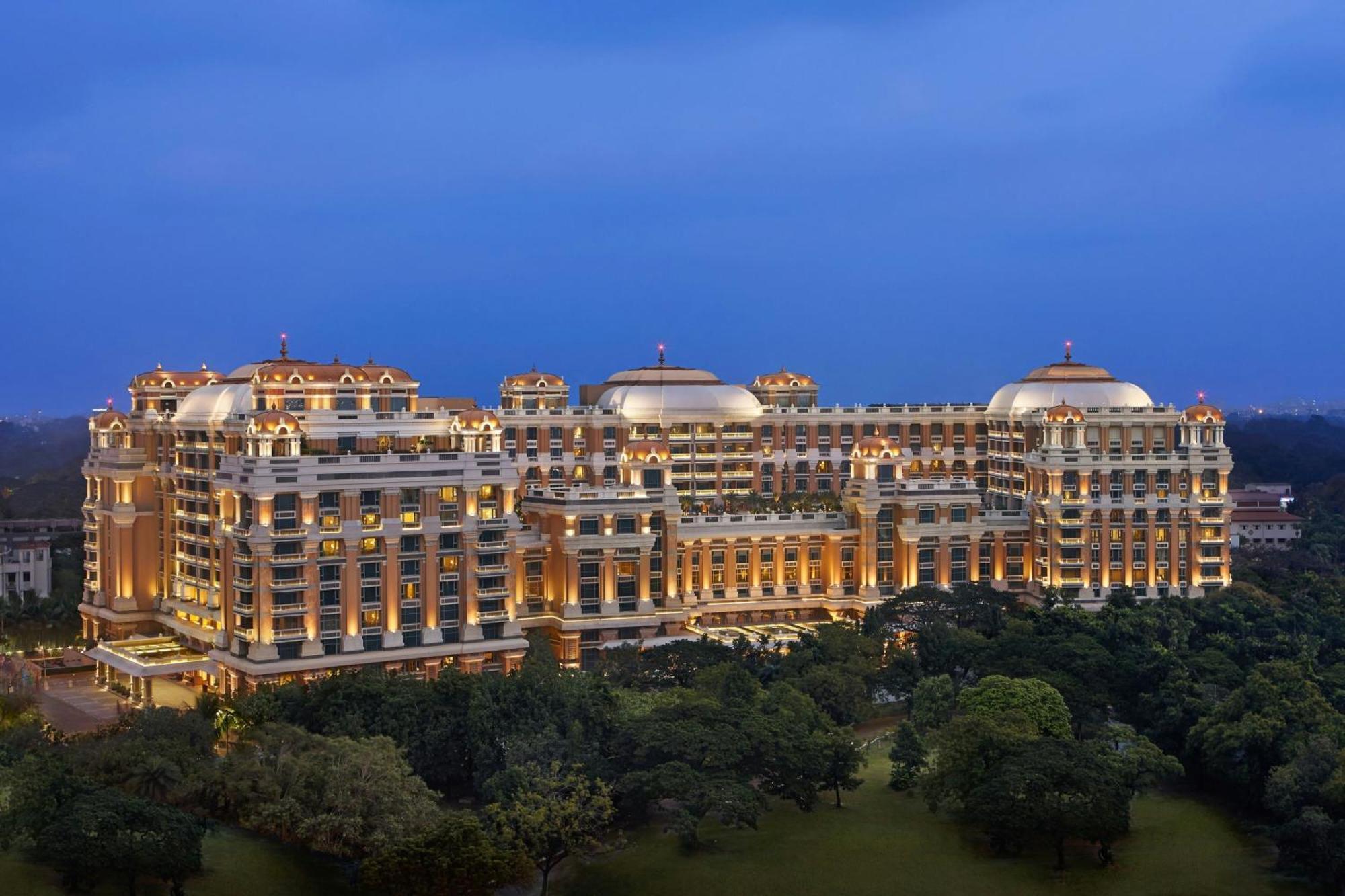 Itc Grand Chola, A Luxury Collection Hotel, Ченнаи Экстерьер фото The Ritz-Carlton, Kuala Lumpur